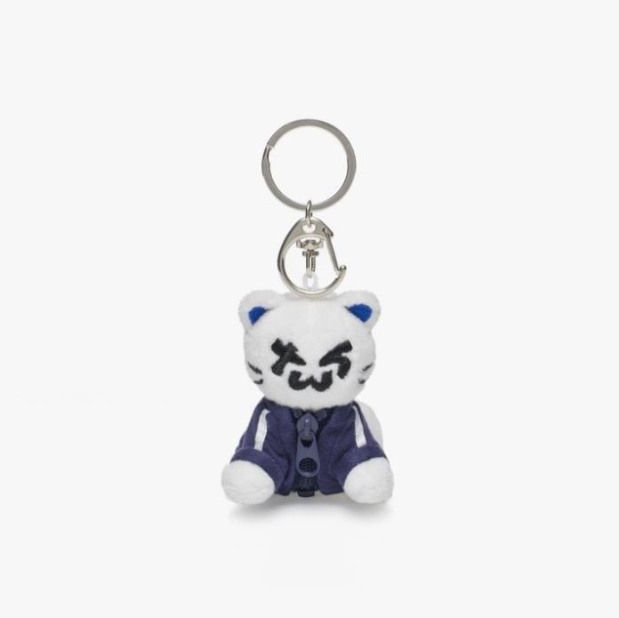 アイドル TWS PLUSH KEYRING (BEAR) TWS PLUSH KEYRING BEAR ベア クマ マスコット - メルカリ