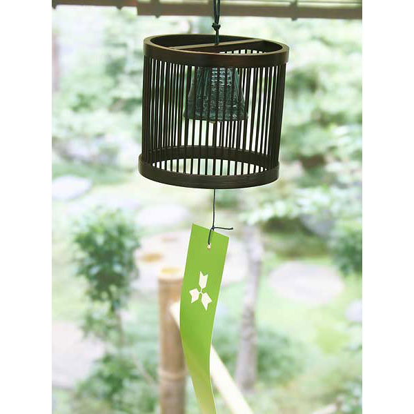 駿河竹千筋細工　風鈴　白糸　塗り (H-14)　静岡県伝統工芸品　杉山雅泰 作　職人が竹ひごを組んで千筋にして作り上げられたインテリア　繊細で滑らかな曲線美