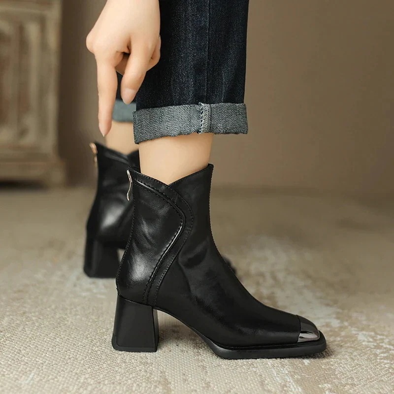 24新型金属スクエア靴ブーツ女太とベルベットブーツレディースハイヒールブーツ