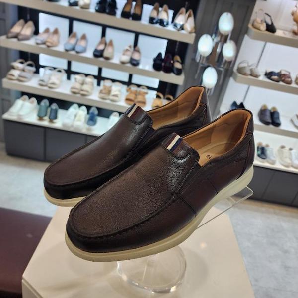 HC10 メンズブラウンコンフォートカジュアルシューズ LCMC27U51485 (41109288)