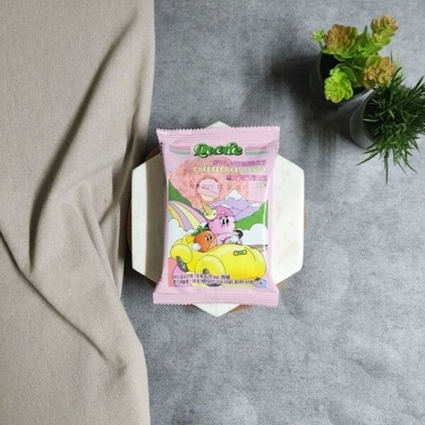 ソジュ イチゴチーズケーキドーナツ24個