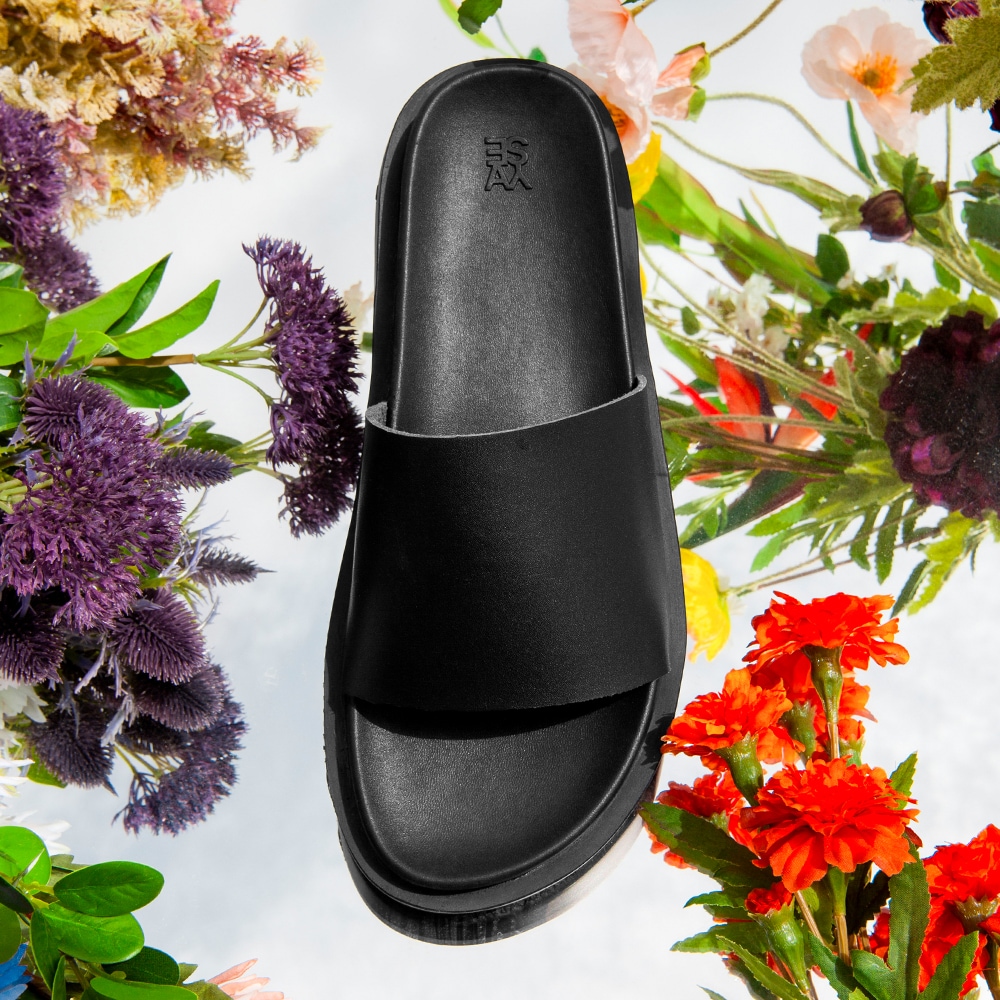Blossom Slides Leather Black 554#