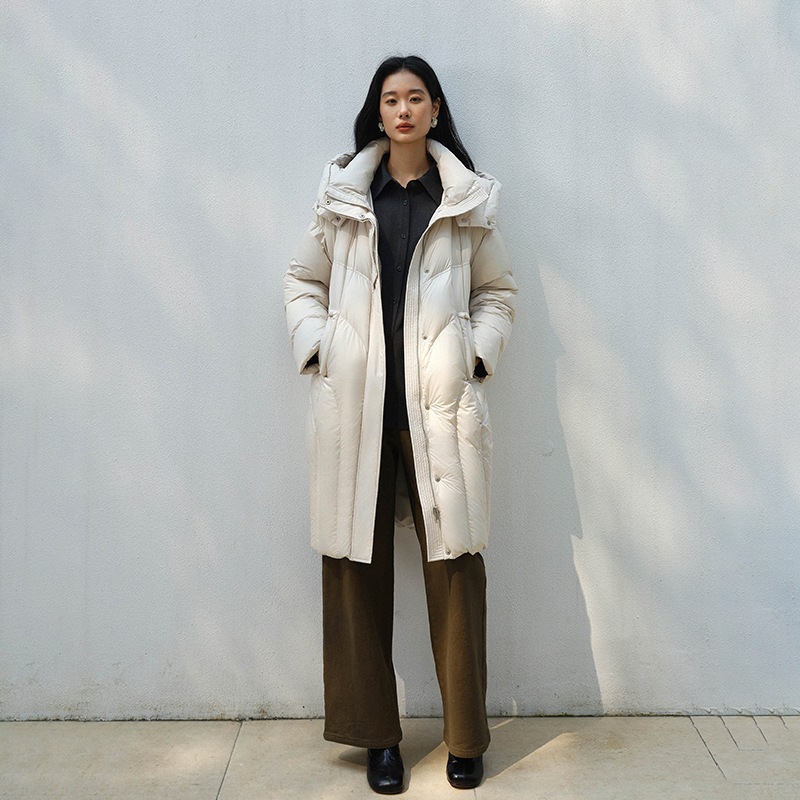 女性用の新しい冬スタイルのフード付きスタンドカラーダウンジャケットカジュアルで快適暖かくて心地よいロングコート
