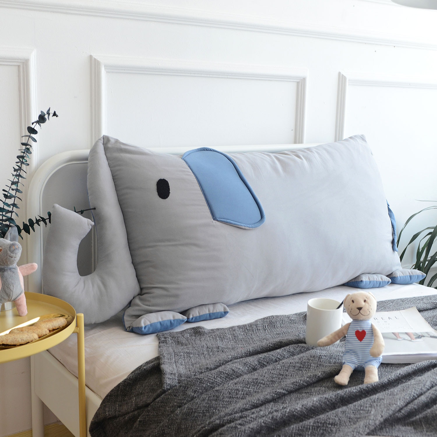 子供部屋用の大きな背もたれが付いたかわいい北欧ベッドサイドクッション