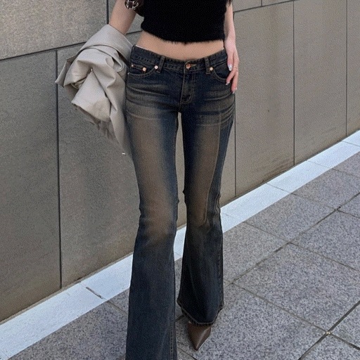 Desert boots cut pants