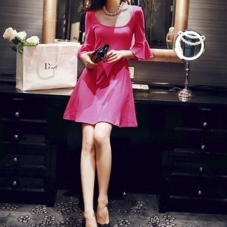 パーティードレス Uネック スピーカーカフ 半袖 フレア袖 Aライン 無地 ミニ丈 フレア 可愛い ローズレッド フェミニン パーティー 二次会 お呼ばれ ワンピース 2018年新作 婚活パーティー