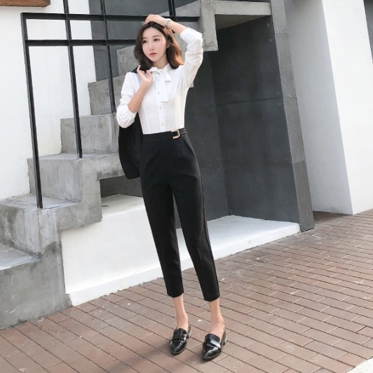 ボトムス パンツ エレガント ズボン クロップドパンツ 9分丈 アンクル丈 スリム タイト 細身 スマート ウエストマーク ポケット ハイウエスト きれいめ シンプル 上品 おしゃれ お洒落