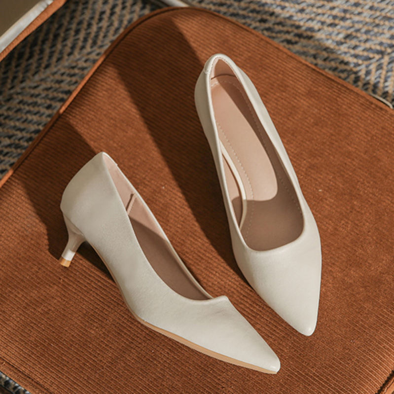 500円OFFクーポン 削れないかかとゴム 高機能クッション 美脚ヒール パンプス レディース 2.5cm ブラック系その他 パンプス レディース ヒール5cm プレーン 痛くない 柔らか 履きやすい