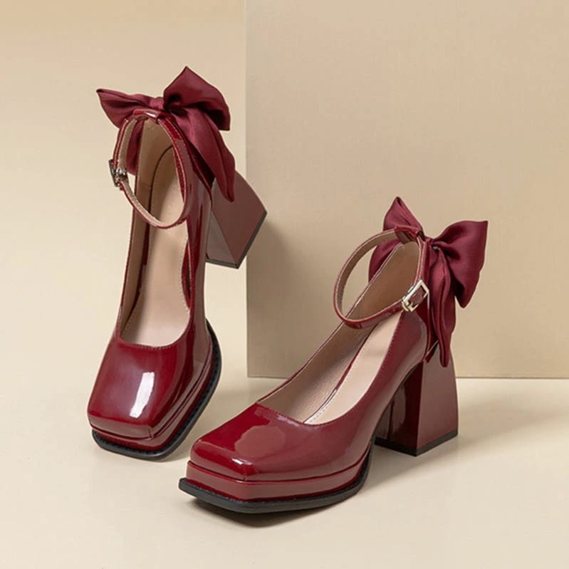 500円OFFクーポン 厚底 パンプス ハイヒール チャンキーヒール 太ヒール ストラップパンプス キャバパンプス 12cmヒール スクエアトゥ 歩きやすい 結婚式 パーティー 春 夏 秋 冬 コスプ