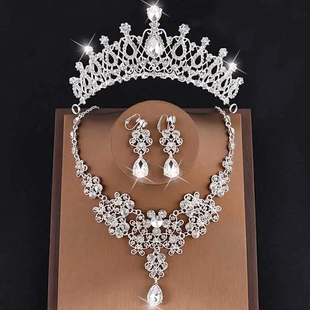 プリンセスウエディングジュエリーセット（イヤリング＆ネックレス＆ティアラ） 首飾り チョーカー レディース 結婚式 パーティジュエリー 王冠 戴冠式 コスプレ 仮装 豪華 q0206xxxxxxxx