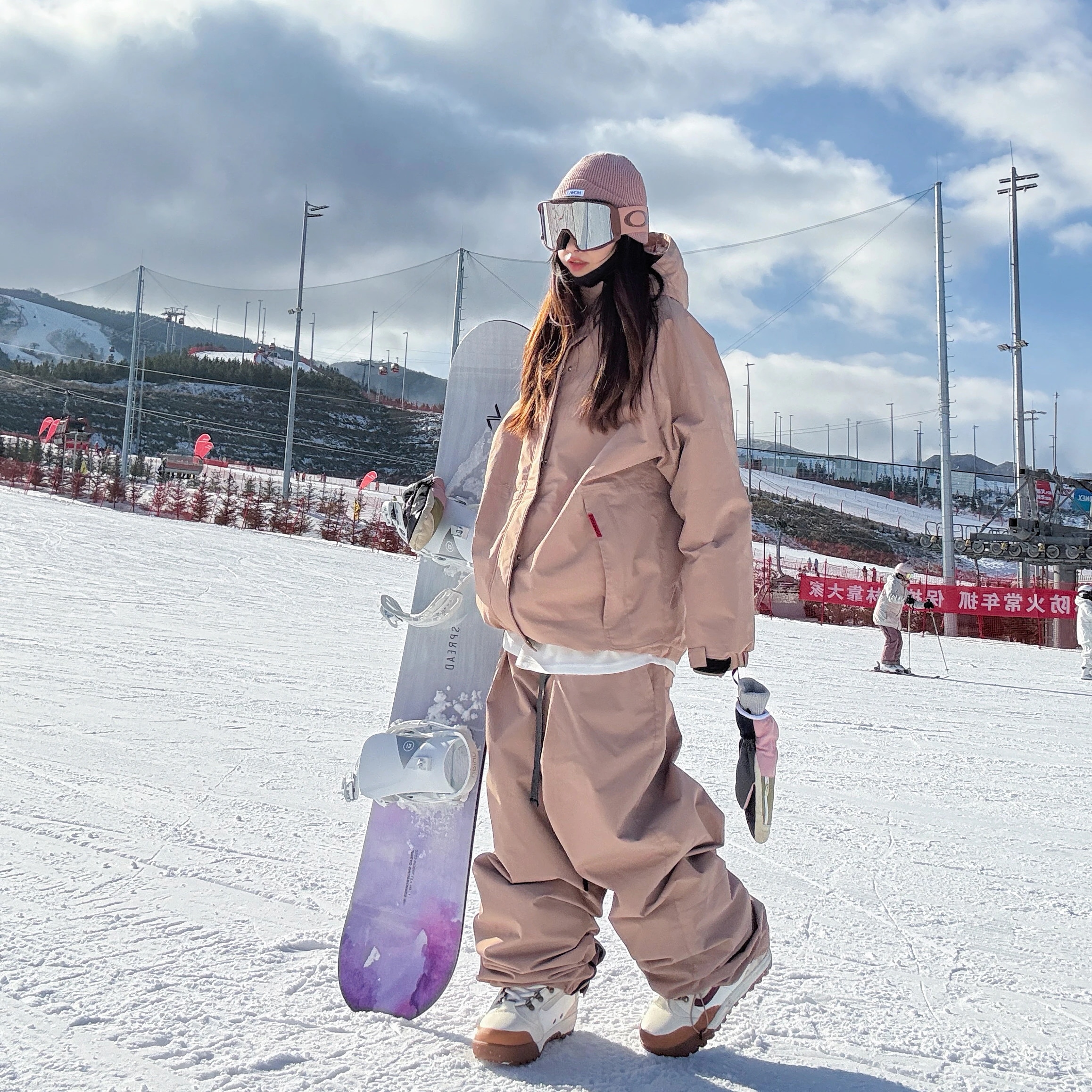 スノボウェア 4色 2025 2026 上下セット 耐水圧20000mm ジャケット アウター パンツ 3L 韓国風 メンズ レディース スノーボードウェア スノーウェア スキーウェア 黒白緑ピンク