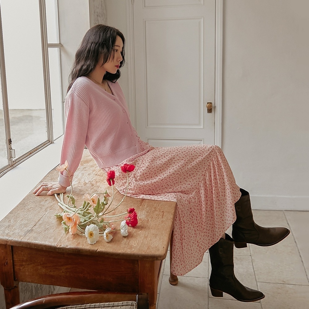 リブ編みVネックカーディガン 5,732円