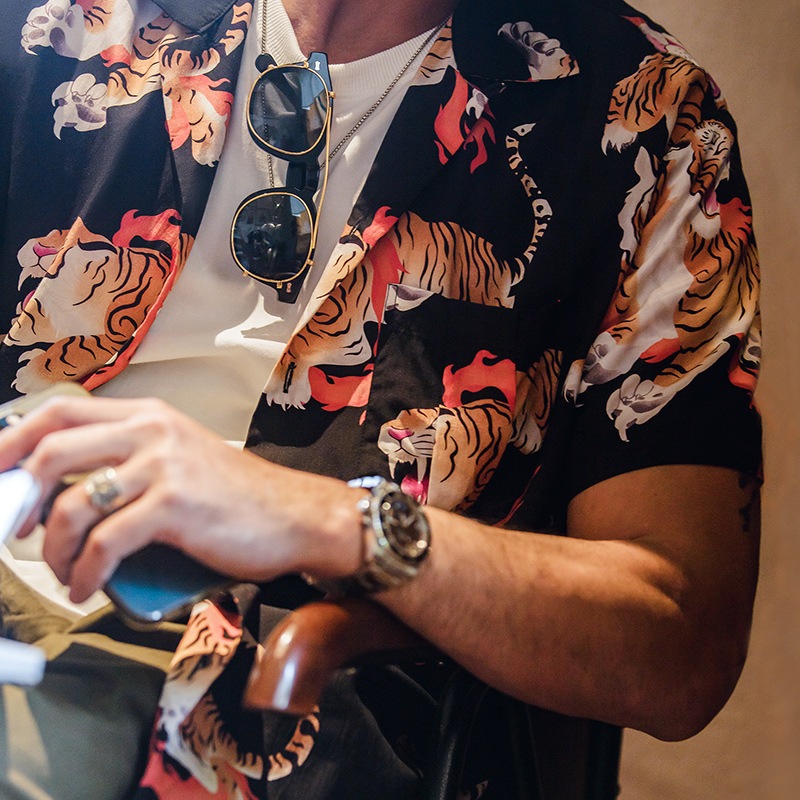 男性シャツ半そで浮世絵タイガープリンティングハワイアンリゾートシャツ夏ストリートキューバネックの塔 TW2101176