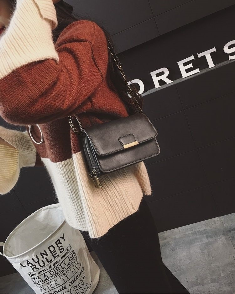 ショルダーバッグ レディース ランキング ブランド レザー 斜めがけ 秋 レザー 春 冬 カジュアル 大容量 赤 縦長 黒 大きめ 革 大人 軽量 ブランド 小さめ 夏 帆布 2WAY スポーティー 4,891円