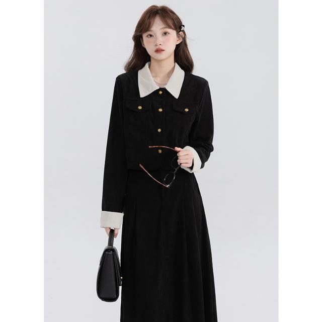 フランスのレトロでシンプルな気質のスカートセット女性2023新早秋に痩せた長袖上着2点セット