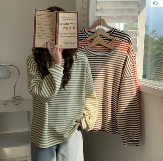 新しい汎用性の高いゆるいベースの厚いストライプ丸い襟の長い