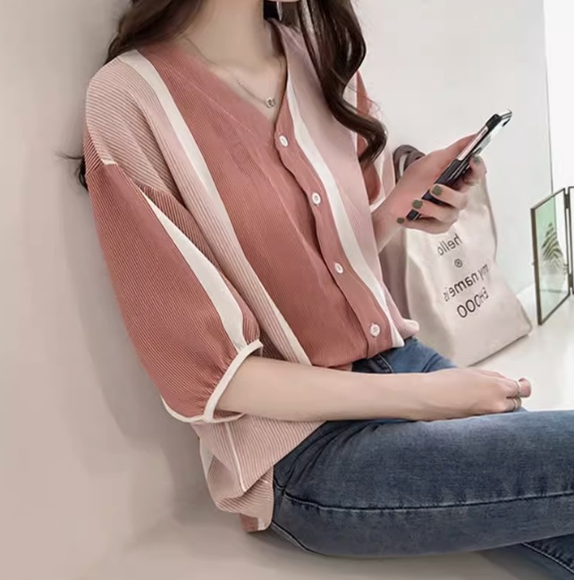 トップス シャツ ブラウス 半袖 かわいい 大人可愛い シンプル カジュアル 上品 おしゃれ レトロ こなれ感 ラフ ガーリー ルーズ 個性的 クール モード系 主役級 存在感 抜け感 ラブリー
