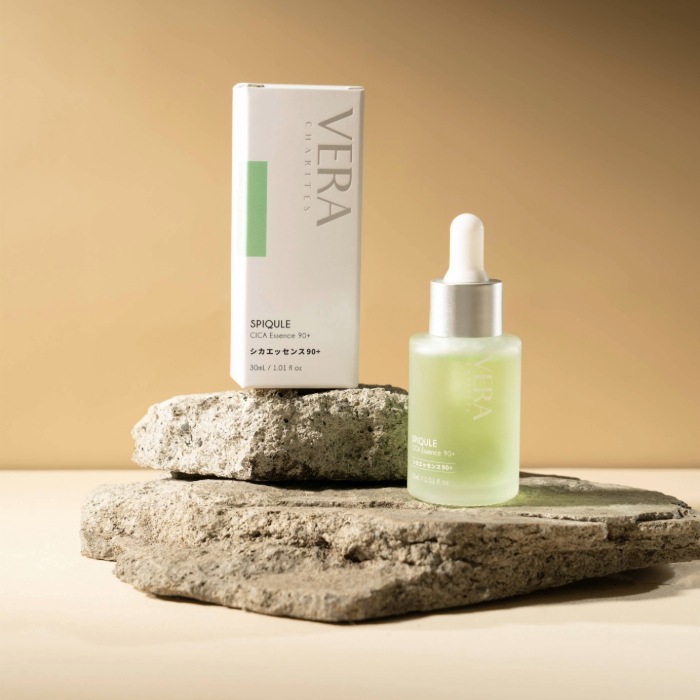 [国内正規品]ヴェラ・カリテス シカエッセンス90+ 30ml 美の再生 2025年4月発売