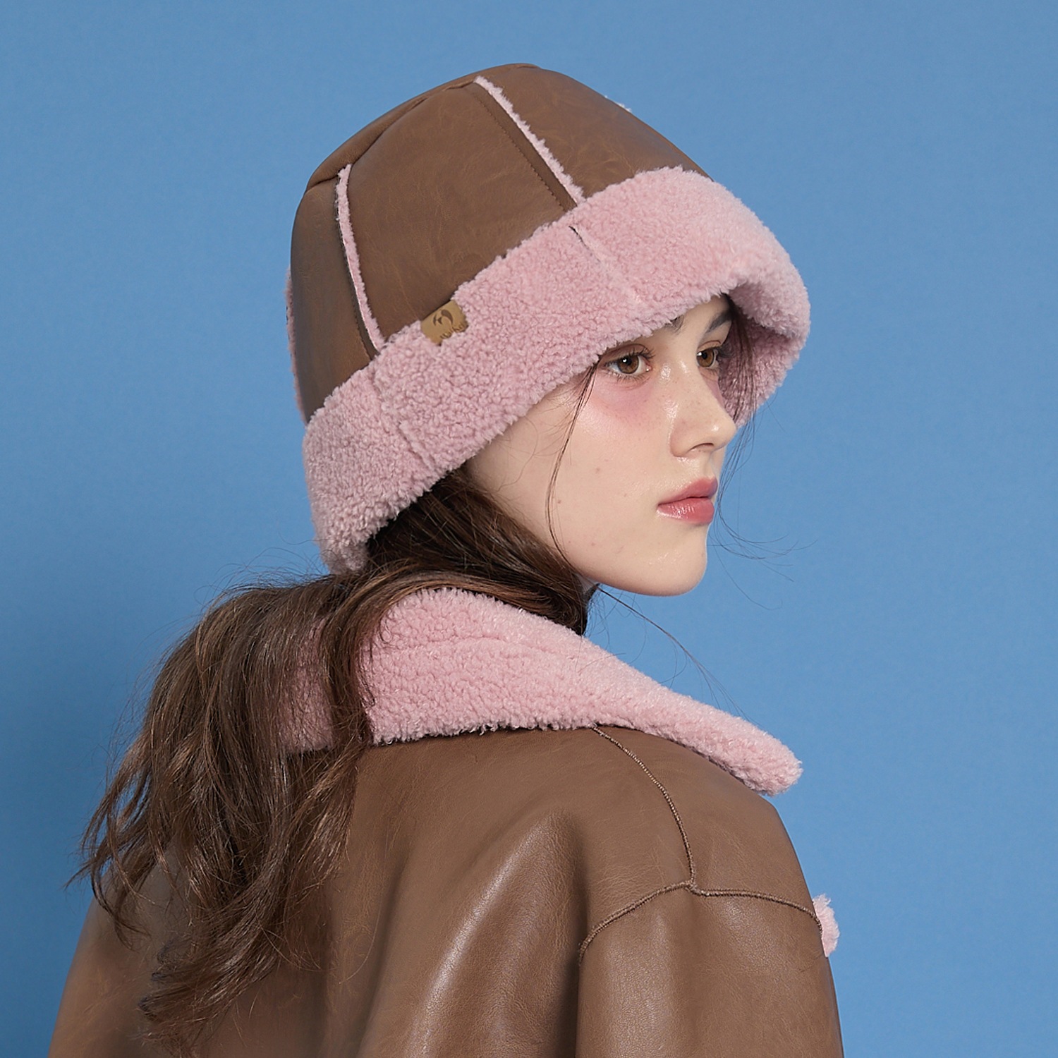 Artificial Mustang Bucket Hat BROWN