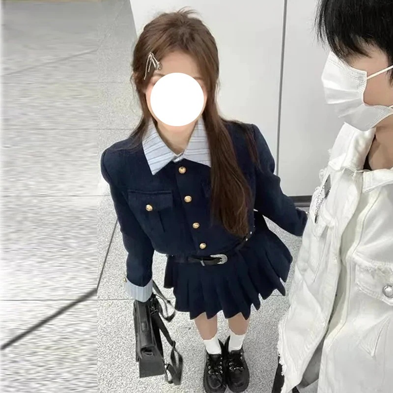 ショートブレザーとパッチワークドレスが特徴的な春と秋向けのアメリカンプレッピースタイルのエレガントな女性用ツーピーススーツ