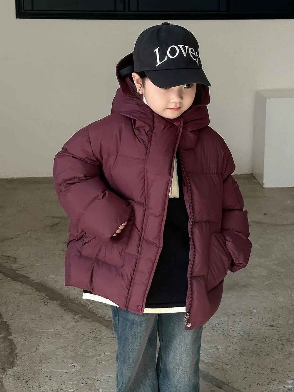 2024冬の新型韓国系女児用赤いダウンジャケット90白アヒル毛の子供用フード付き保温コート 5,225円