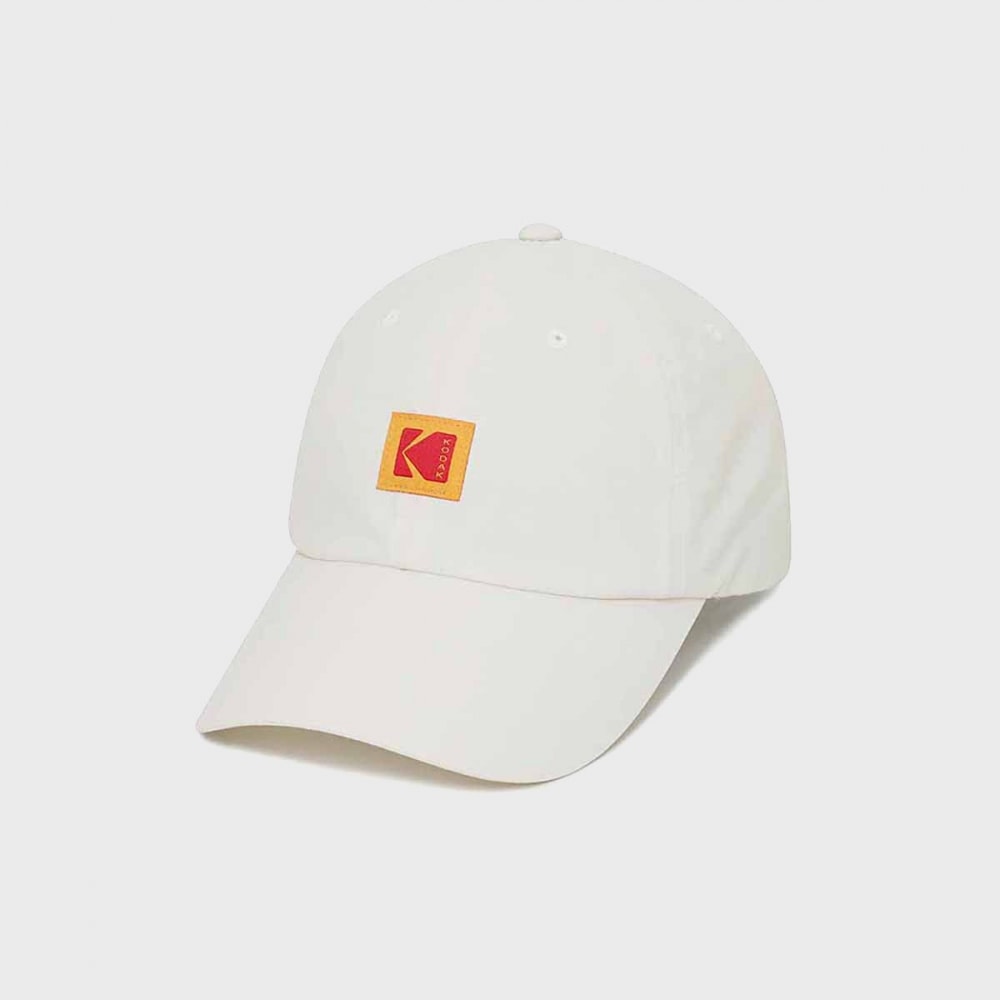 コダックアパレル スクエアロゴ ナイロン リラックスフィット ボールキャップ IVORY