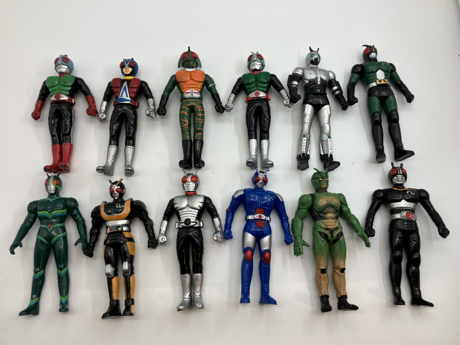 BANDAI 森プロ 仮ライダーソフビフィギュア　１２点（15.5～17ｃｍ）（6.1～6.69 inch）　セット