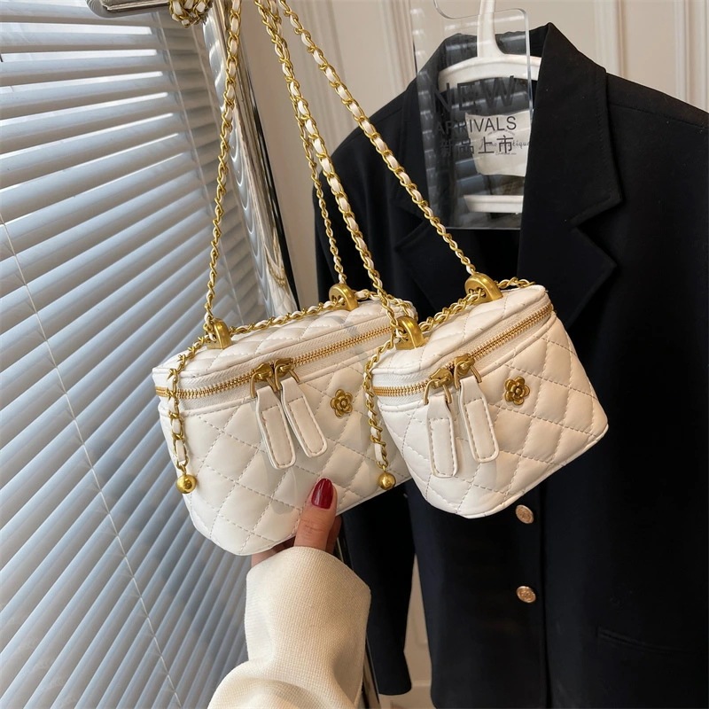 ショルダーバッグ キルティング レディース 肩掛け 韓国 ファッション 雑貨 かわいい おしゃれ 北欧 送料無料 [K] (T)