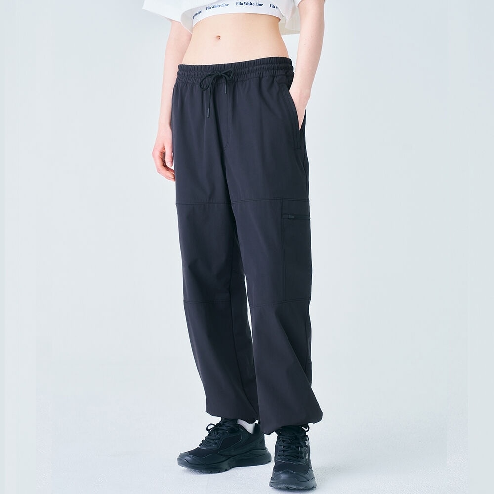 フィラウーブンジョガーパンツ_FE2WPF6101X_ブラック