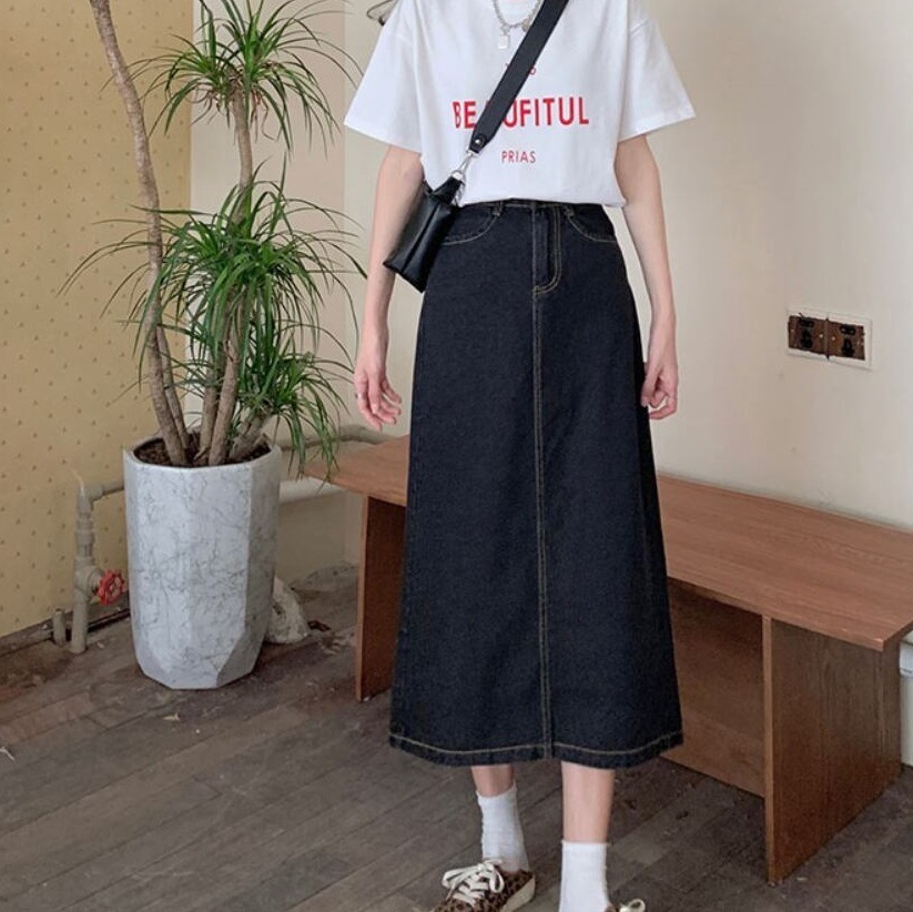 スカート ボトムス ロングスカート デニムスカート ミモレ ミモレ丈 ストレート Iライン スリット バックスリット ポケット ハイウエスト 前開き 綿 厚手 かわいい 大人可愛い シンプル