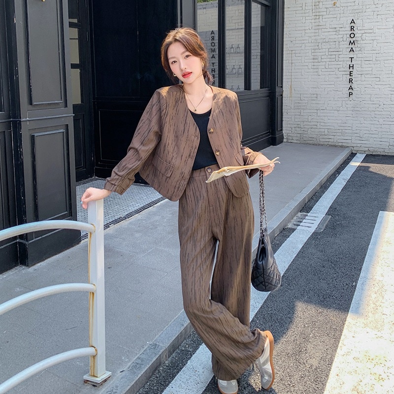Vネック長袖ブレザーハイウエストワイドパンツのファッションスポーツやレジャースーツ女性の気質シニア感覚ツーピースセット
