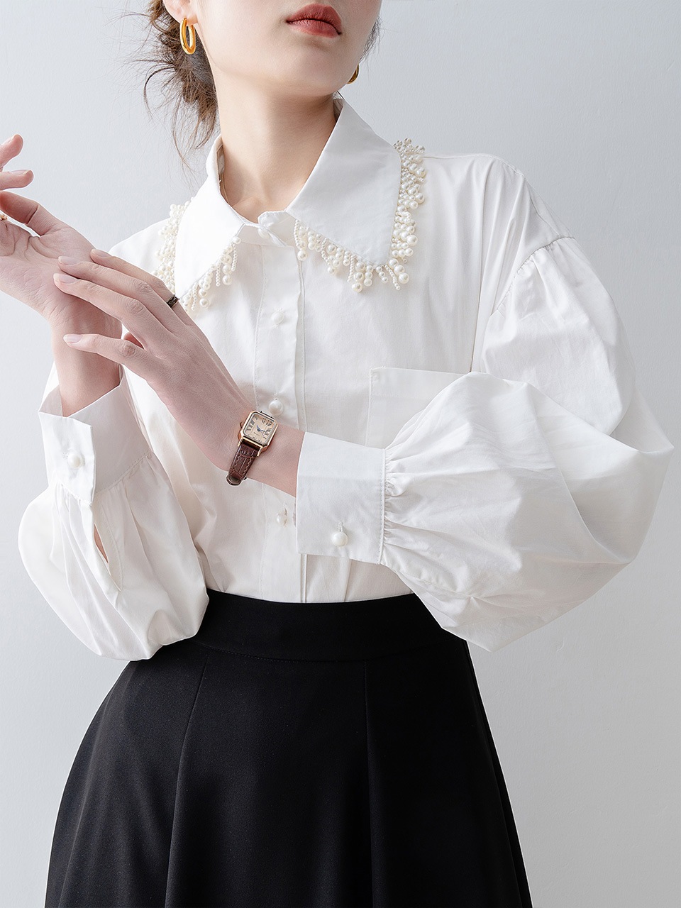 【1点ご購入 で10点プレゼントいたします】白シャツ女2025早秋パフスリーブブラウス高級感小柄ol通勤婦人服トップス 191,095円