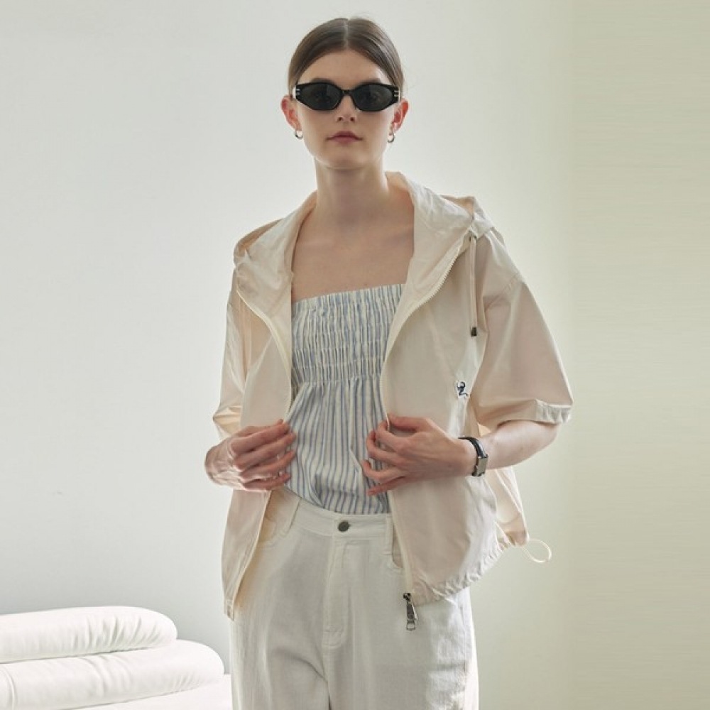 (リアーナニューヨーク) ライトフード付きジップアップアウター