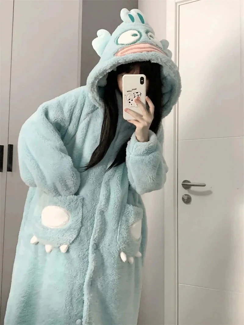 【2個買うと1個無料】Hangyodonハンギョドン 着ぐるみ パジャマ 可愛い サンリオパジャマ コスプレ レディース バスローブ ルームウェア 着ぐるみ 修学旅行人気の学園グループ服 柔らかく肌触