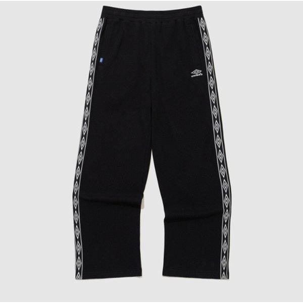 ワッフルワイドトラックパンツ B1 UR123CFP11 BLK0 TRM0