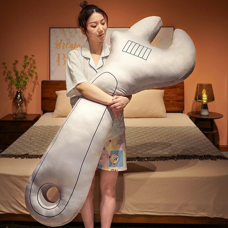 【150cm】 ぬいぐるみ レンチ wrench 大きい 抱き枕 クッション インテリア 動物 可愛い 彼女に 心地いい おもしろ 長いぬいぐるみ ふわふわで癒される 柔らか プレゼント ギフト c