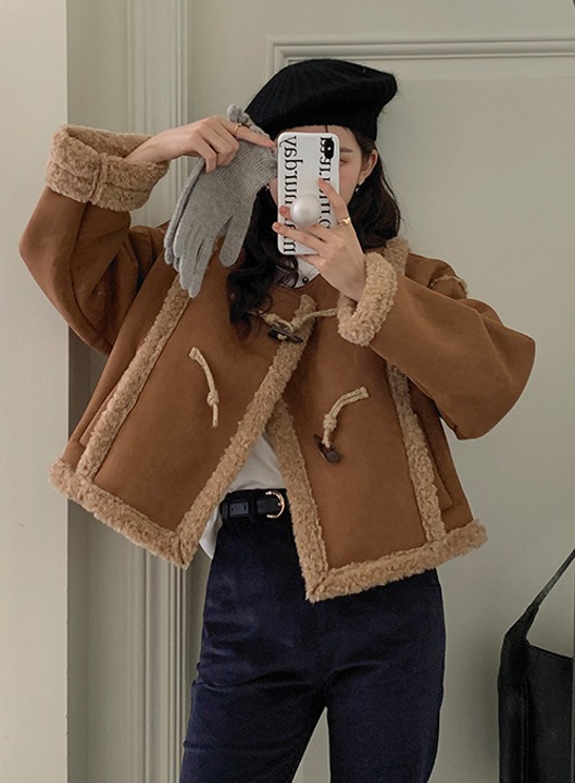 테디 빈티지 세미 무스탕 숏 자켓