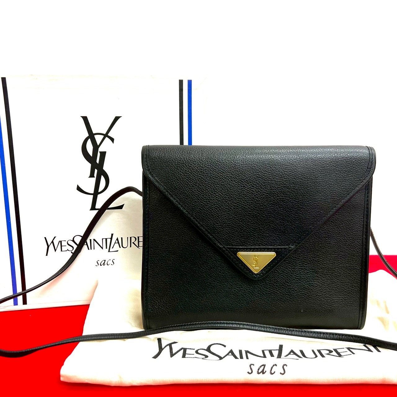 ヴィンテージ YSL ロゴ 金具ショルダーバッグ レザー ブラック 156-5