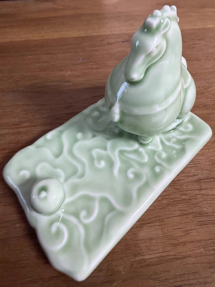 1300度高温で焼いた陶器の可愛い馬 11×7.2×6.3cm 馬クラブの乗馬愛好者向けギフト 馬術クラブ用人形 自然部屋のインテリア 動物像 オフィスや家庭用