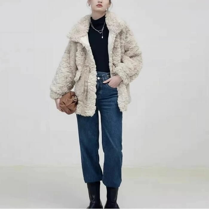 50代 秋 フェミニン ベージュ 春 カジュアル 大人 可愛い フェイクファー スタンドカラー ボア 20代 30代 体型カバー ジャケット 羽織り 冬 コート レディース エレガント 40代 シン