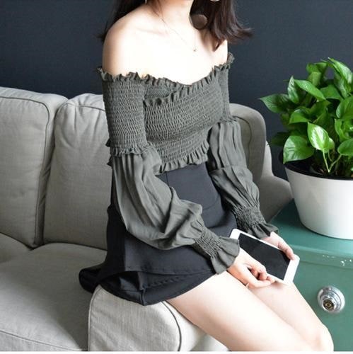 2178.クロス切替 フリル オフショルダー トップス(カーキ)