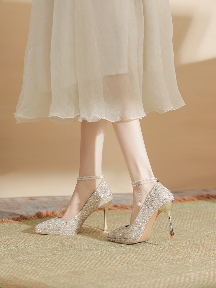 防水台ハイヒール2025春新作スパンコール秀禾花嫁ウエディングドレス水晶主紗婚靴2枚