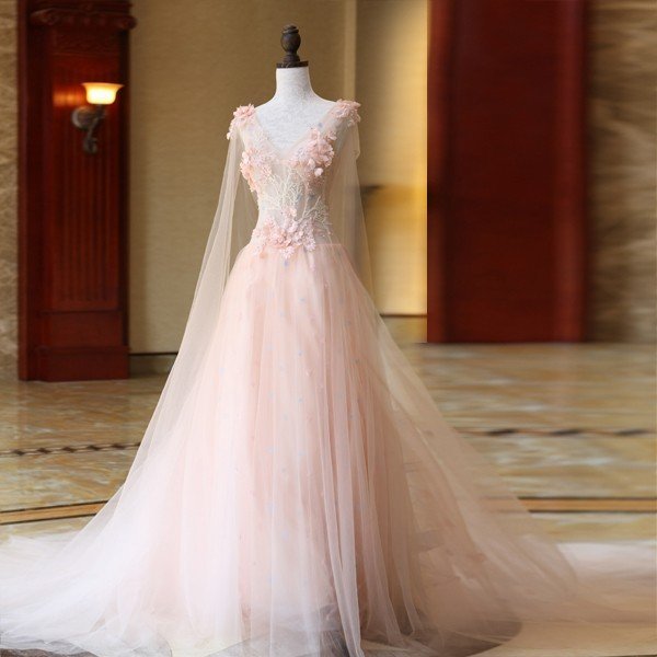 ロングドレス 結婚式 花嫁ドレス ウエディングドレス カラー 演奏会 プリンセスライン 安い 二次会