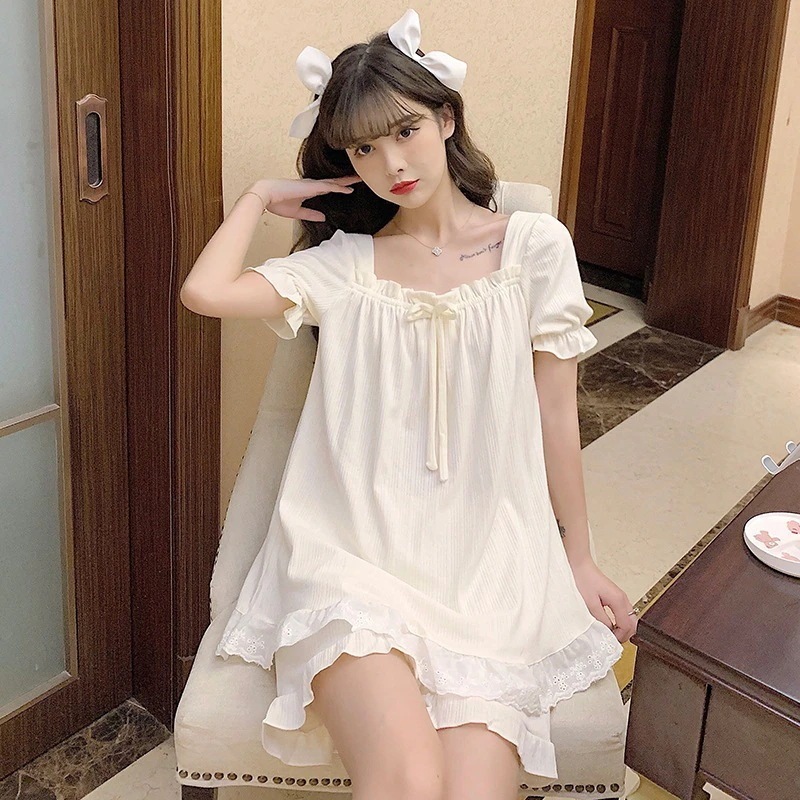 【1点購入 で10点 プレゼント】甘くてかわいい人形の襟薄い短袖の家服セット