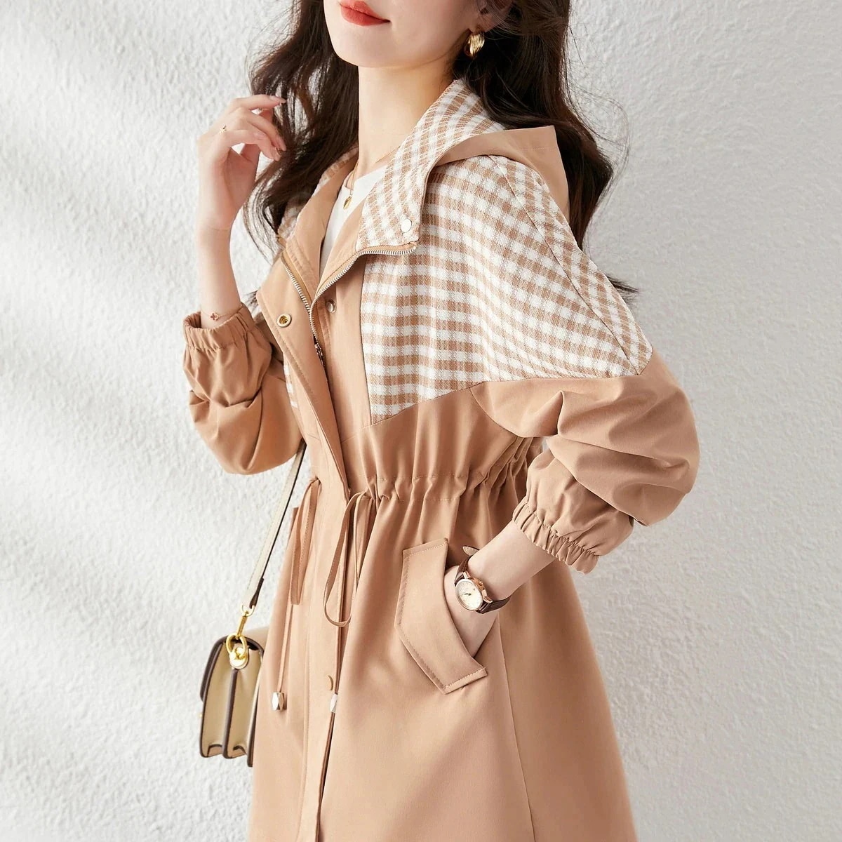 秋服 日系 ファッション 切り替え ゆったり レディースアウター ロング丈 スリミング トップス ロングコート ドローストリング ウエスト引き締め デザイン