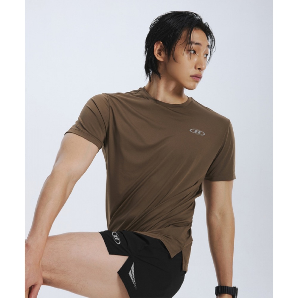 ボーン・トゥ・ウィンシンボル B クイックドライ Tシャツ [ブラウン]