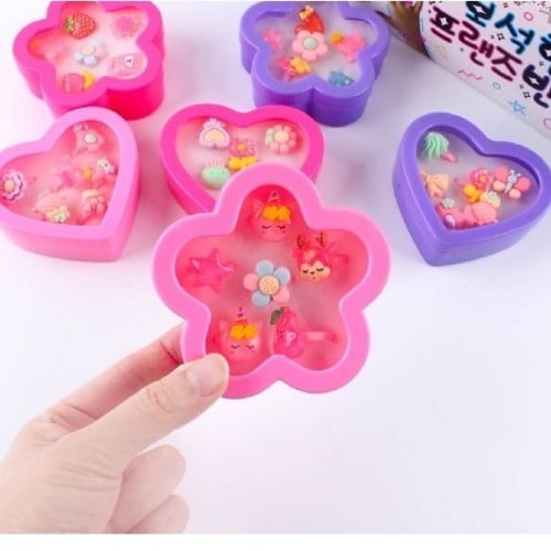 ジュエリーボックスの中のフランジリングx 18個かわいいかわいいおもちゃおもちゃグループプレゼント誕生日こどもの日クリスマスプロモーション