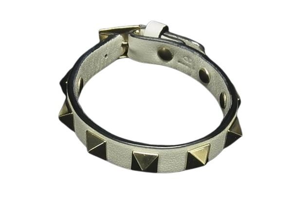 ブレスレット ロックスタッズ レザー TW0J0255VIT ゴールド金具 アイボリー系 バングル アクセサリー 小物 誕生日プレゼント 記念日 ブランド ギフト 女性 彼女【本物保証】