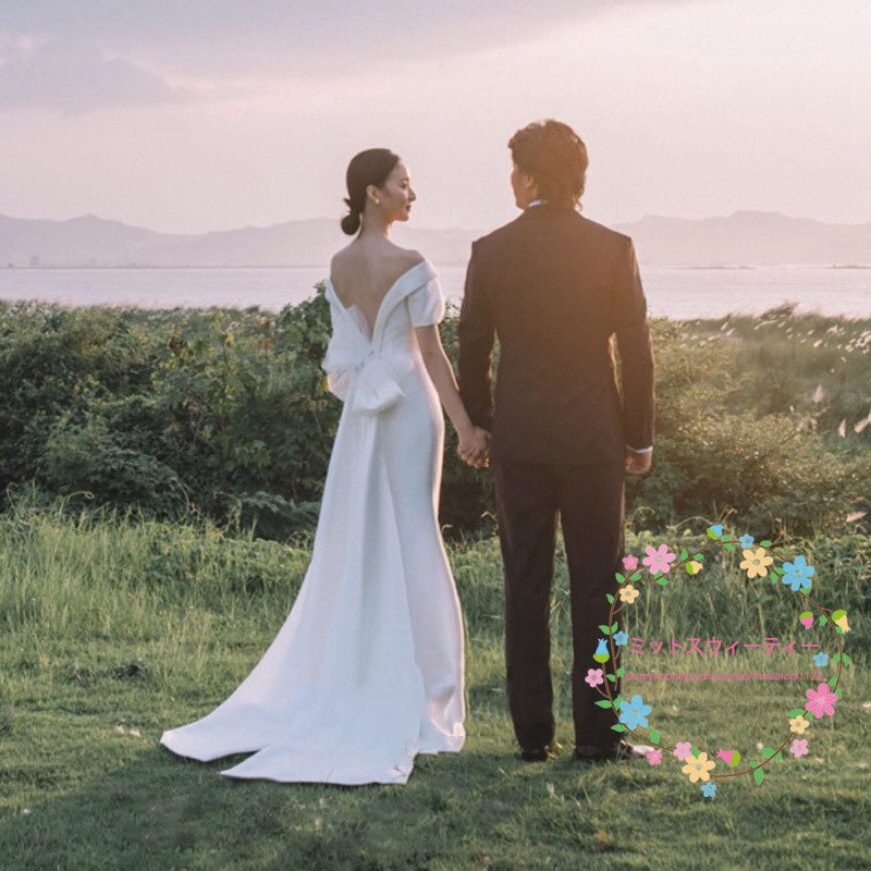 ウェディングドレス 結婚式 披露宴 二次会 前撮り パーティー サテン 袖あり ロングドレス オープンバックドレス 背中開き ホワイト リボン スレンダーライン