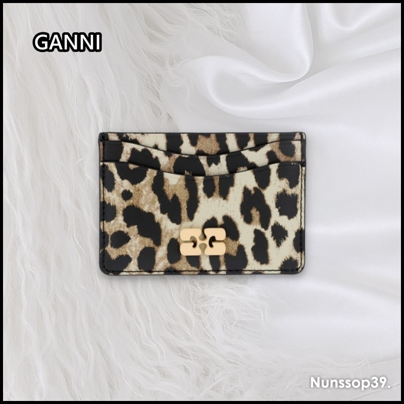 GANNI A6541 943 バタフライロゴカードウォレット
